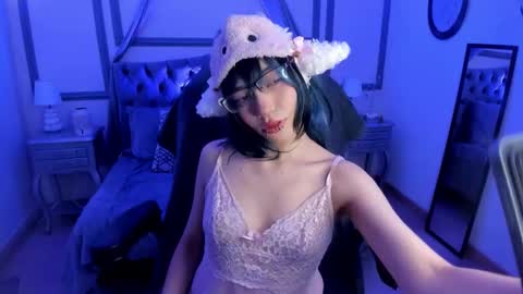 Sakura Doll  online show from 03-22-26, 01:47