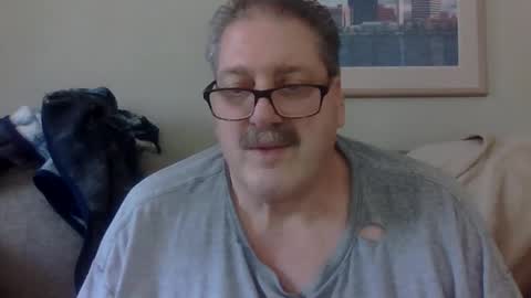 Snapshot of sweetsforu326 chatting on 04-10-26, 11:15 sweetbrowneyes623 online show from 04-10-26, 11:15
