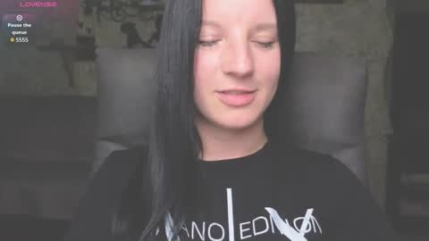 Sweet Shy online show from 05-10-26, 06:35