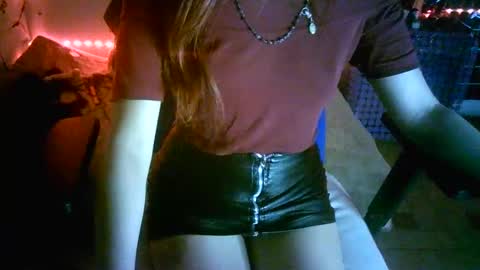 Snapshot of sweetsin_21 chatting on 01-20-25, 01:39 MEGHAN LOPEZ online show from 01-20-25, 01:39