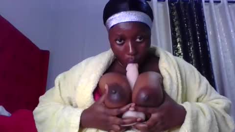 Snapshot of sweetslimgal23 chatting on 05-08-26, 08:14 purity online show from 05-08-26, 08:14