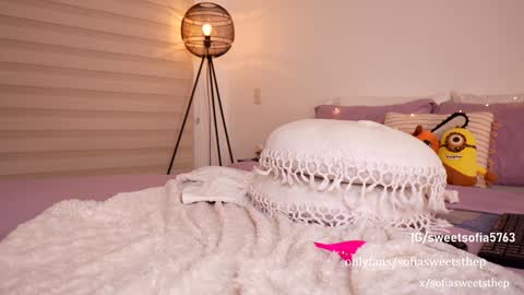 Snapshot of sweetsthep22 chatting on 12-28-24, 08:05 Sofia online show from 12-28-24, 08:05