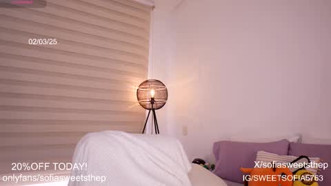 Snapshot of sweetsthep22 chatting on 03-01-25, 08:31 Sofia online show from 03-01-25, 08:31