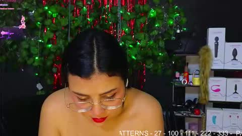 Snapshot of sweett_mollyy chatting on 02-08-26, 12:36 Molly - INDEPENDENT MODEL online show from 02-08-26, 12:36