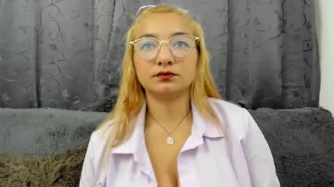 Carla Dubois online show from 02-17-25, 06:48