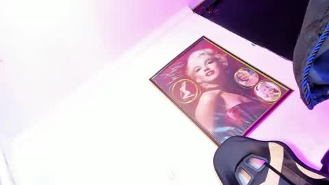Snapshot of sweettdanielats chatting on 06-23-26, 03:37 DANIELA online show from 06-23-26, 03:37
