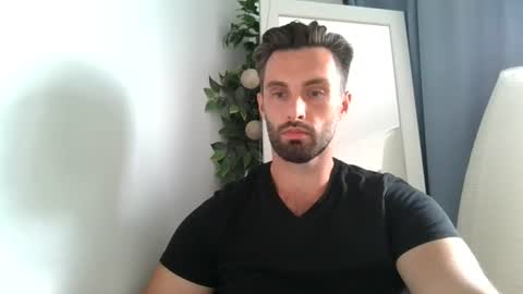 Snapshot of sweettom69 chatting on 07-03-26, 09:27 Tom online show from 07-03-26, 09:27