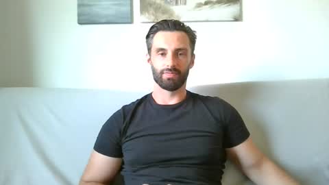 Snapshot of sweettom69 chatting on 07-16-26, 10:10 Tom online show from 07-16-26, 10:10