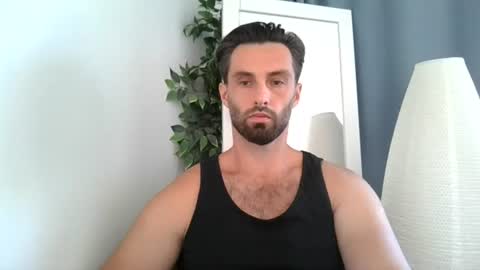 Snapshot of sweettom69 chatting on 07-22-26, 07:44 Tom online show from 07-22-26, 07:44