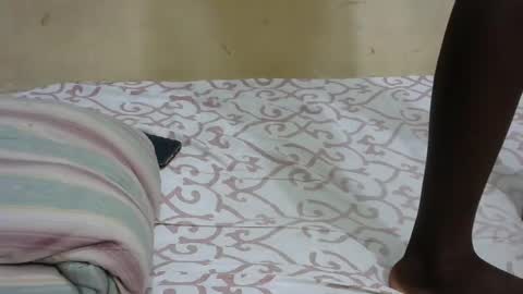 Snapshot of sweetvallerie chatting on 02-15-25, 11:03 sweetvallerie online show from 02-15-25, 11:03