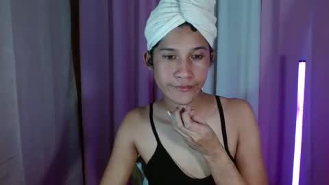 sweetvictoria2000 online show from 11-08-25, 11:10