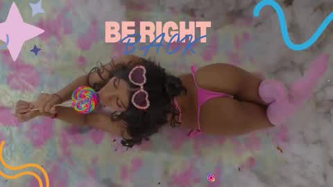 sweetviolet___ online show from 01-10-26, 11:45