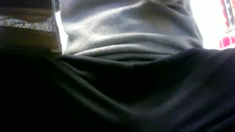 Snapshot of sweetwarrior32 chatting on 12-19-24, 01:07 Ricky32 online show from 12-19-24, 01:07