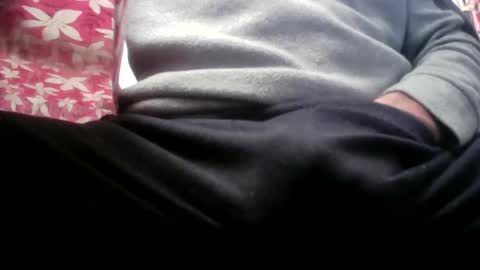 Snapshot of sweetwarrior32 chatting on 12-29-24, 11:08 Ricky32 online show from 12-29-24, 11:08