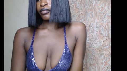 Snapshot of sweetxxboobsx chatting on 09-29-25, 03:06 sweetxxboobsx online show from 09-29-25, 03:06