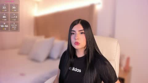 Snapshot of sweety_nicole_ chatting on 06-21-26, 05:10 sweety nicole 3 online show from 06-21-26, 05:10