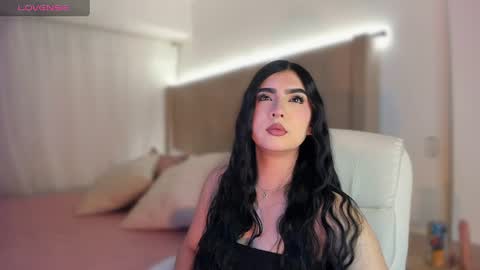Snapshot of sweety_nicole_ chatting on 07-01-26, 03:52 sweety nicole 3 online show from 07-01-26, 03:52