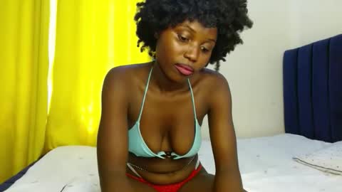 Snapshot of sweety_spixxy chatting on 02-20-26, 10:38 Dolly online show from 02-20-26, 10:38
