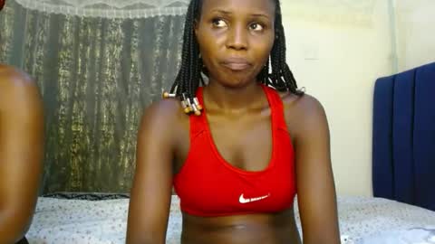 Snapshot of sweety_spixxy chatting on 04-29-26, 02:54 Dolly online show from 04-29-26, 02:54