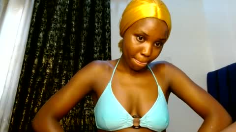 Snapshot of sweety_spixxy chatting on 07-03-26, 09:59 Dolly online show from 07-03-26, 09:59