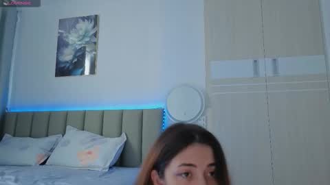 Vikky online show from 03-09-26, 12:36