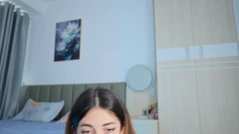Snapshot of sweety_vikky chatting on 05-09-26, 12:05 Vikky online show from 05-09-26, 12:05