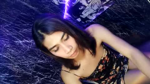 Snapshot of sweetyguyxxx1998 chatting on 05-17-26, 04:58 - allen online show from 05-17-26, 04:58