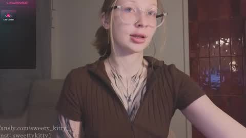 Jenny  give it a sub online show from 03-04-26, 02:45