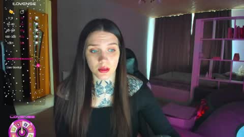 Snapshot of sweetyladiy chatting on 04-27-26, 07:06 Aiza online show from 04-27-26, 07:06