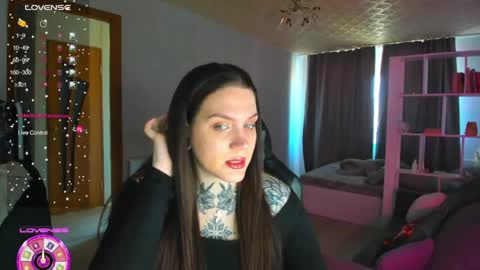 Snapshot of sweetyladiy chatting on 04-28-26, 07:24 Aiza online show from 04-28-26, 07:24