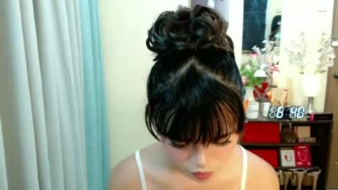 Megan online show from 06-12-26, 10:41