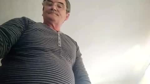 Raymond online show from 04-05-26, 08:33