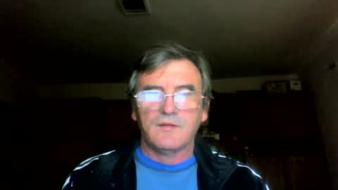Snapshot of swergiu333 chatting on 05-04-26, 04:30 Raymond online show from 05-04-26, 04:30