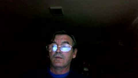 Snapshot of swergiu333 chatting on 05-25-26, 05:13 Raymond online show from 05-25-26, 05:13