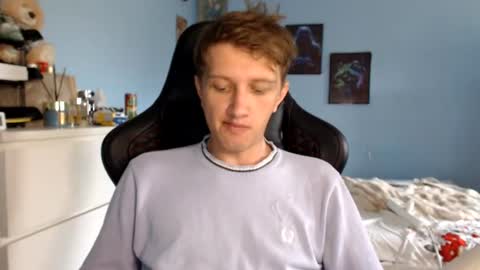 Cat online show from 06-12-26, 08:35