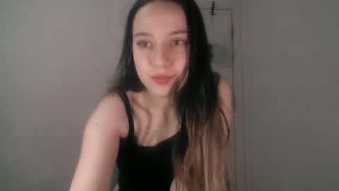 nur online show from 11-23-25, 05:02