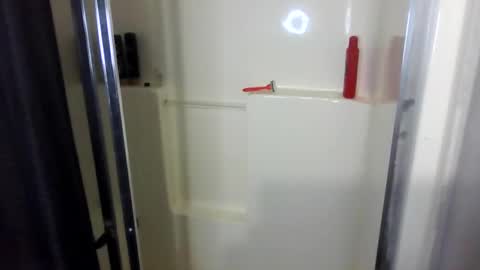 Snapshot of swgacpl chatting on 12-19-24, 01:39 Brooklyn D online show from 12-19-24, 01:39