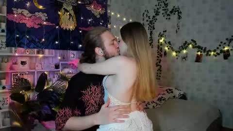 Snapshot of swiity_room_ chatting on 07-16-26, 04:13 Slavik Vikulik online show from 07-16-26, 04:13