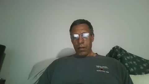 Snapshot of swimmerbod2495 chatting on 05-11-26, 01:22 swimmerbod2495 online show from 05-11-26, 01:22