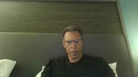 Snapshot of swimmerbod2495 chatting on 05-16-26, 06:43 swimmerbod2495 online show from 05-16-26, 06:43