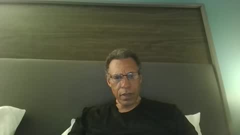 Snapshot of swimmerbod2495 chatting on 05-16-26, 06:54 swimmerbod2495 online show from 05-16-26, 06:54