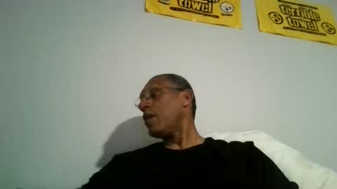 Snapshot of swimmerbod2495 chatting on 05-31-26, 01:36 swimmerbod2495 online show from 05-31-26, 01:36