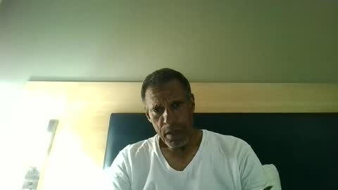 Snapshot of swimmerbod2495 chatting on 06-27-26, 09:20 swimmerbod2495 online show from 06-27-26, 09:20