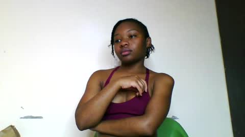 Snapshot of swit_candy chatting on 06-22-26, 03:36 Candy online show from 06-22-26, 03:36