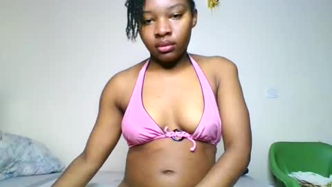 Snapshot of swit_candy chatting on 07-07-26, 09:13 Candy online show from 07-07-26, 09:13