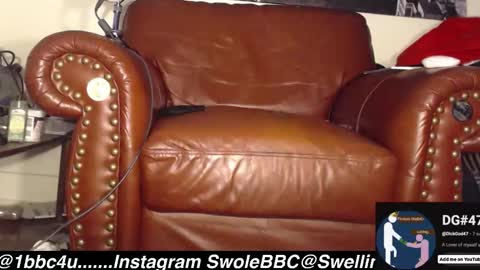 Snapshot of swolebbc chatting on 11-09-25, 11:47 The DickGod online show from 11-09-25, 11:47