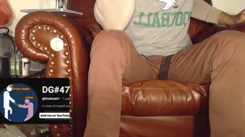 Snapshot of swolebbc chatting on 11-17-25, 10:15 The DickGod online show from 11-17-25, 10:15