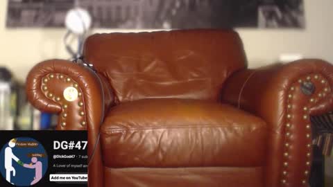 Snapshot of swolebbc chatting on 11-25-25, 05:07 The DickGod online show from 11-25-25, 05:07