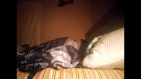 Snapshot of swollenclitneedsdad chatting on 02-15-26, 09:52 swollenclitneedsdad online show from 02-15-26, 09:52