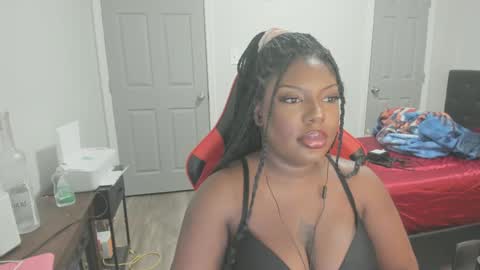 sxamleuy online show from 10-10-25, 03:05